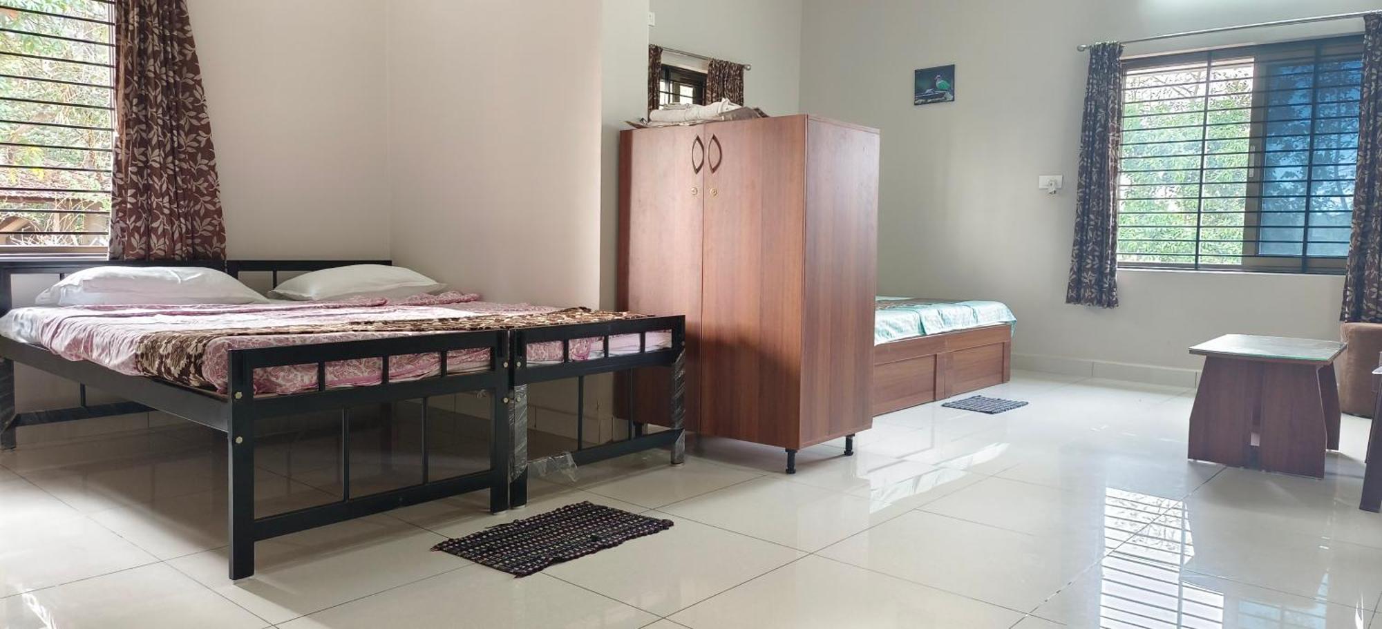 Sugamya Farm Guesthouse Sāgar Habitación foto