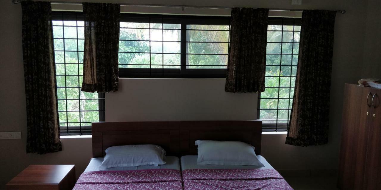 Sugamya Farm Guesthouse Sāgar Exterior foto